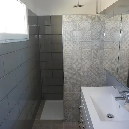 Les Bougainvilliers *