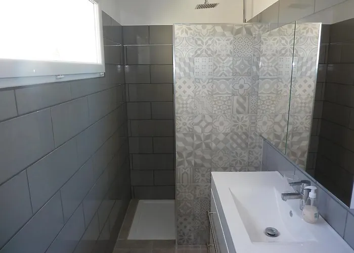 Les Bougainvilliers *