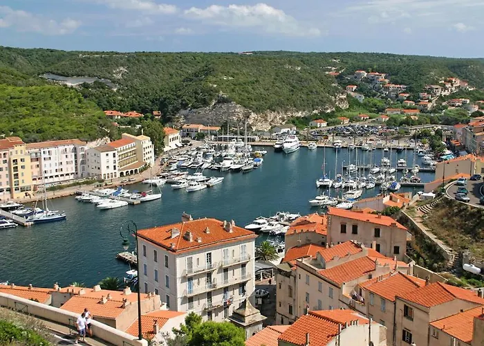 Les Bougainvilliers Appartement Penta di Casinca